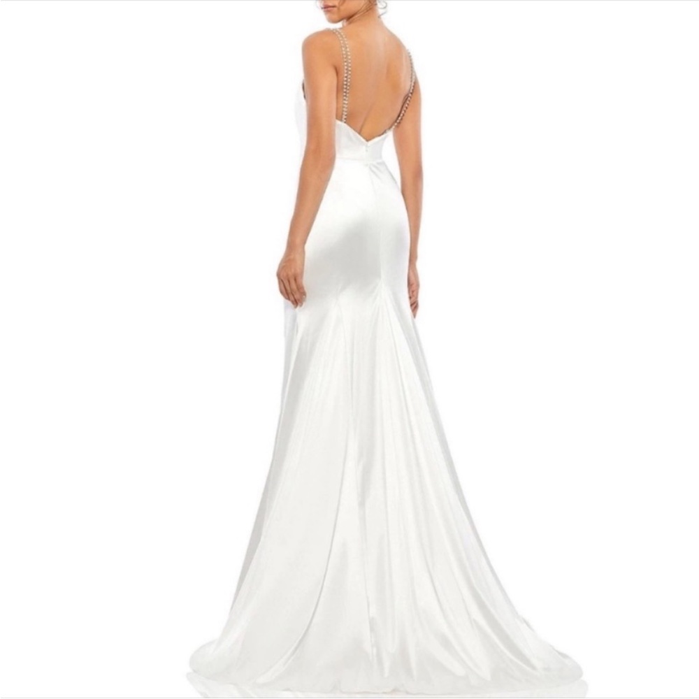 🎉HP🎉 Ieena by Max Duggal Gown - Picture 2 of 5